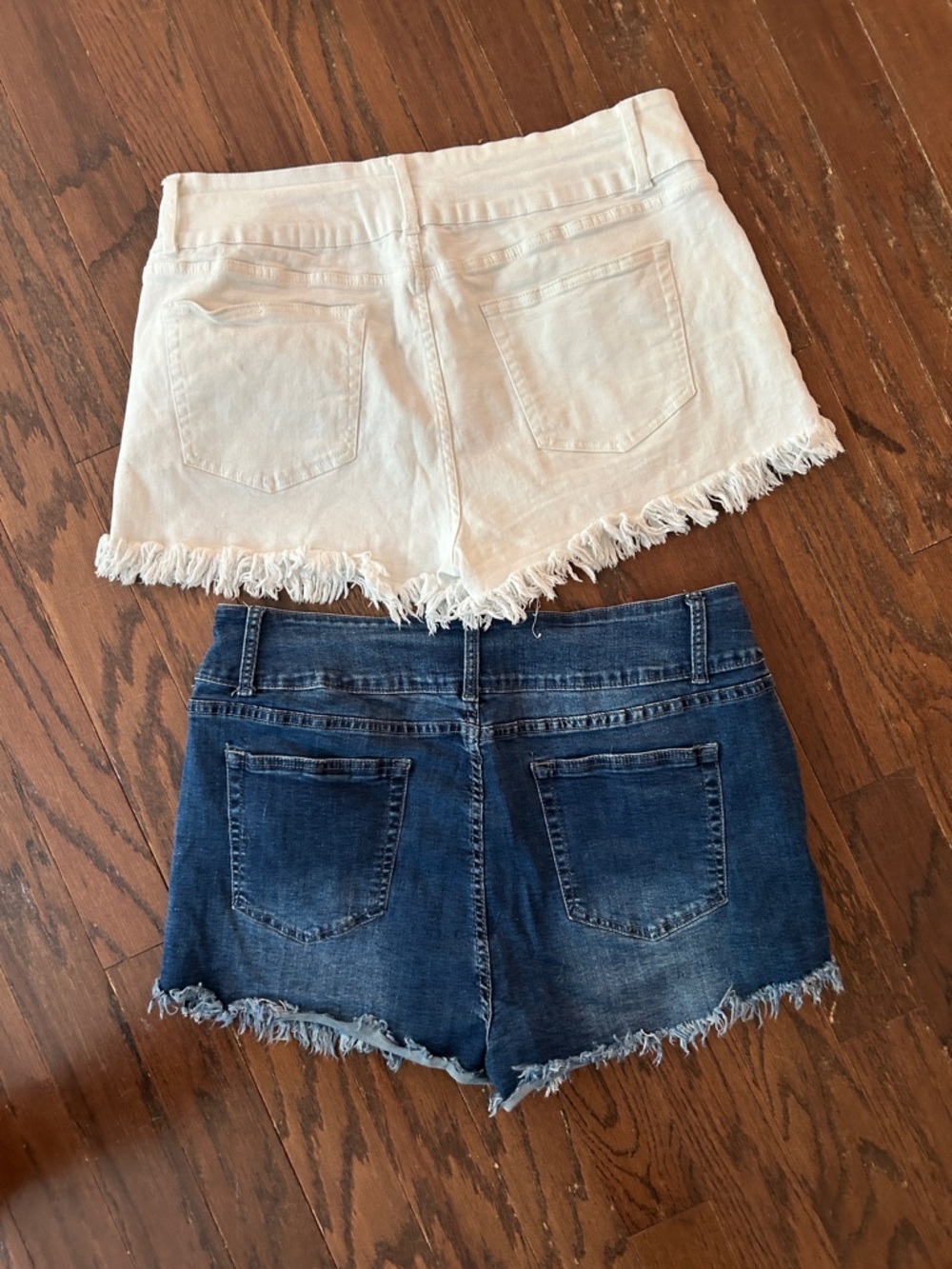 Women’s Frayed Hem Denim Shorts - White and Dark Blue bundle - Picture 4 of 4